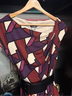 Purple Geometric Print Bisou Bisou 80’s Belted Sheath Dress ✨🍇